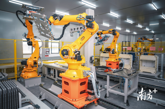 1692934516189915.png 2.png